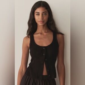 Doen Black Textured Top